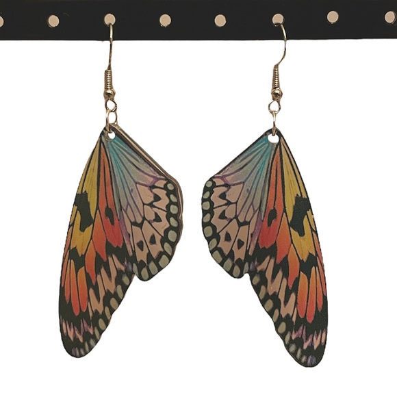 Jewelry - 3/8/23 - butterfly sun catcher earrings